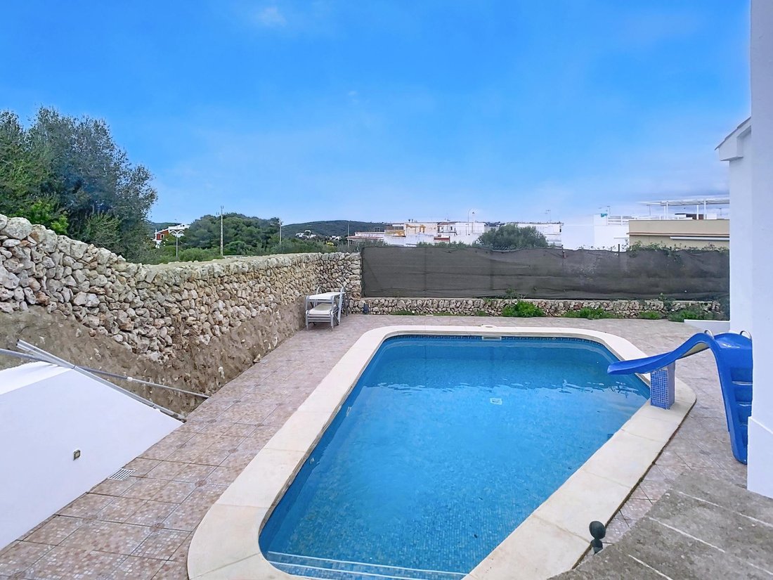 Villa in es Castell, Balearic Islands, Spain 4 - 16987696