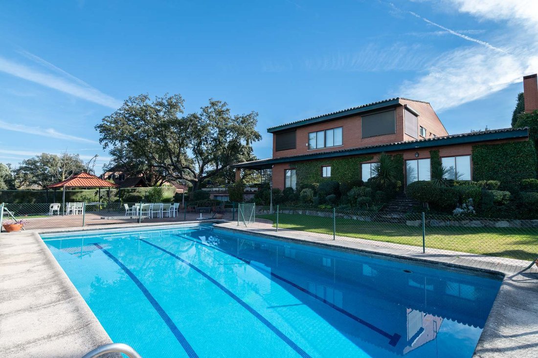 Villa in Ciudalcampo, San Sebastián de los Reyes, Comunidad de Madrid 2 - 16988579