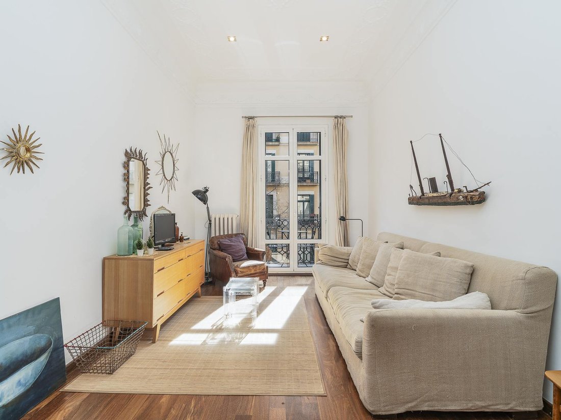 Apartment in Eixample, Barcelona, Spain 2 - 17451288