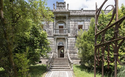 Country House in Xunqueiras, Pazos de Borben, Spain 1