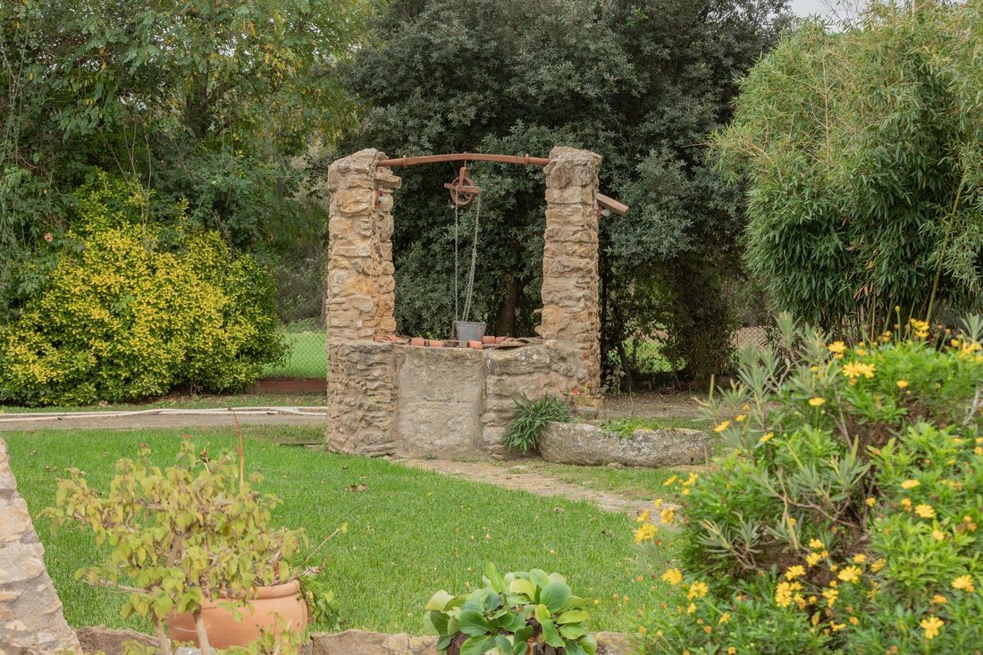 Country House in Peratallada, Forallac, Catalonia 5 - 16989419