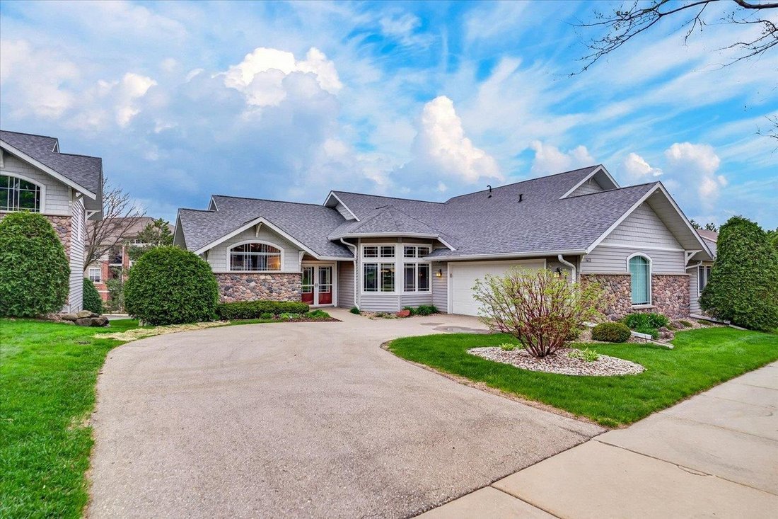 Condo in Fitchburg, Wisconsin, United States 3 - 17798234