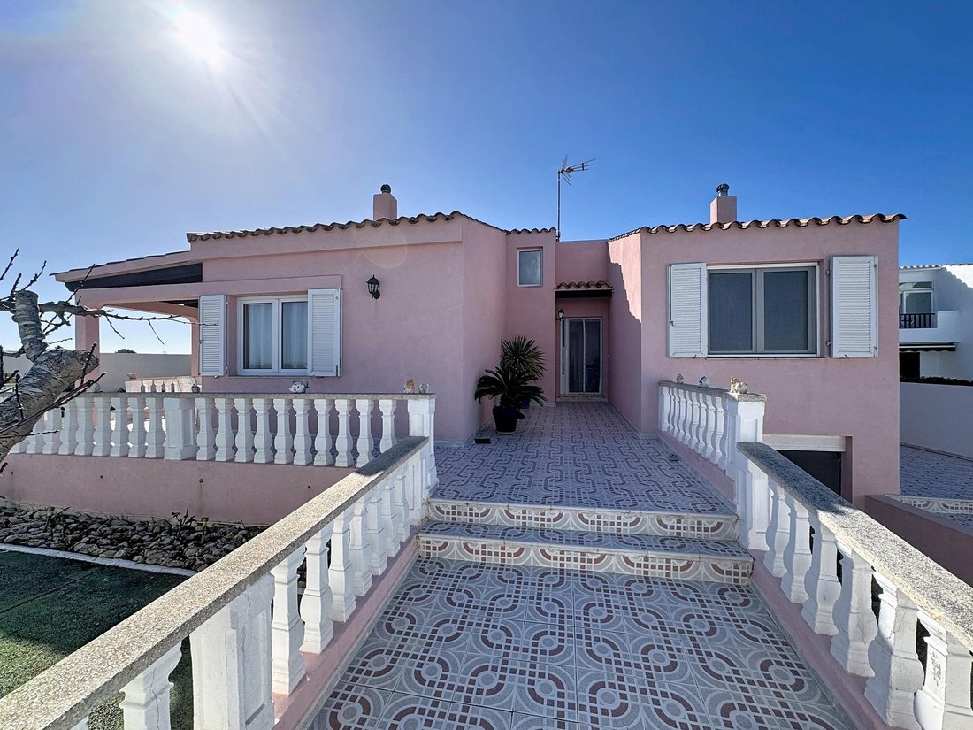 Villa in es Castell, Balearic Islands, Spain 4 - 17133414