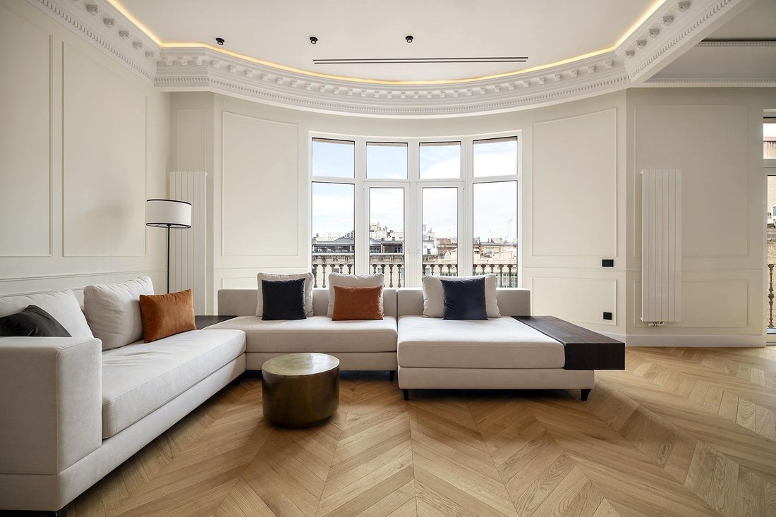 Apartment in Eixample, Barcelona, Spain 2 - 17619037