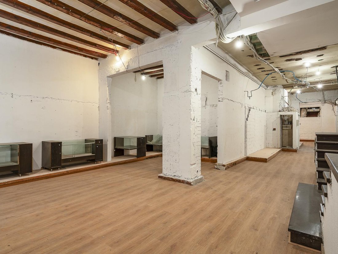 Apartment in Ciutat Vella, Barcelona, Spain 1 - 16511593
