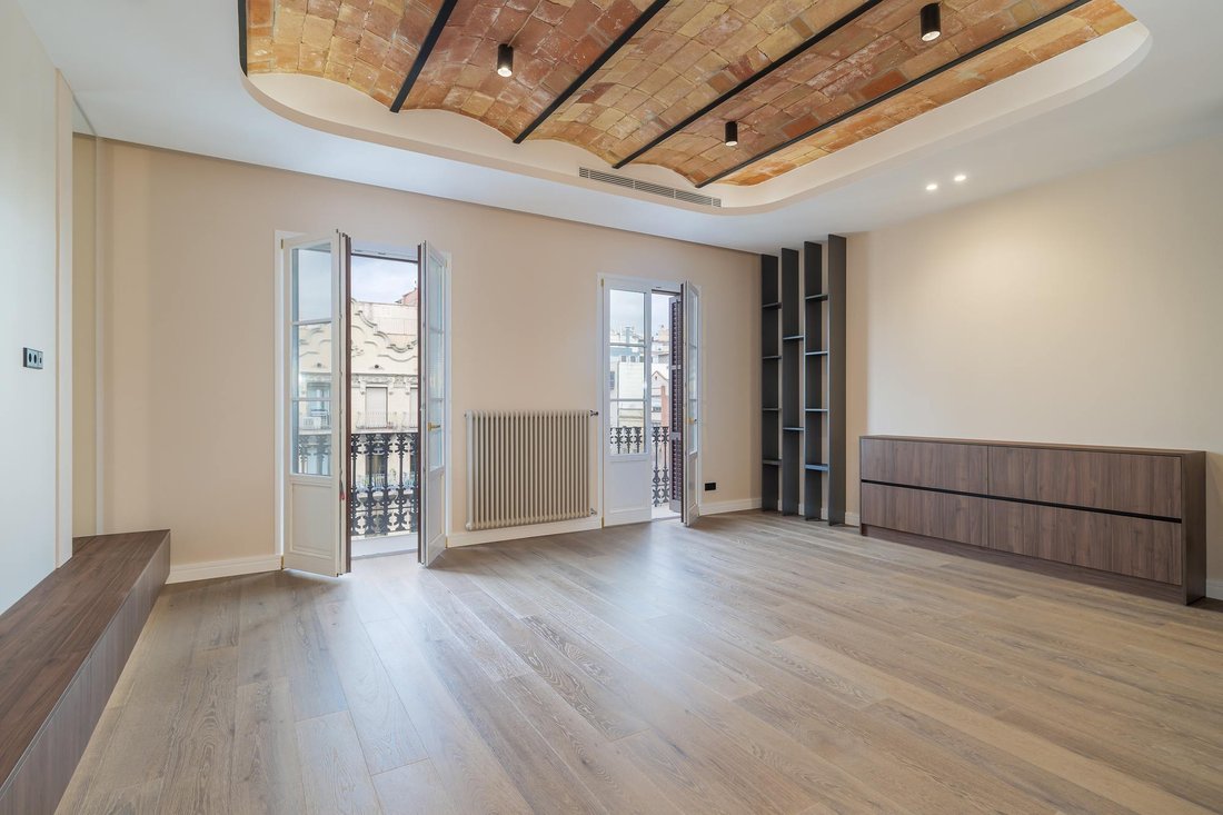 Apartment in Eixample, Barcelona, Spain 2 - 15783361