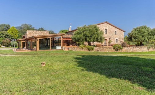 Casa di campagna a Breda, Catalogna, Spagna 1