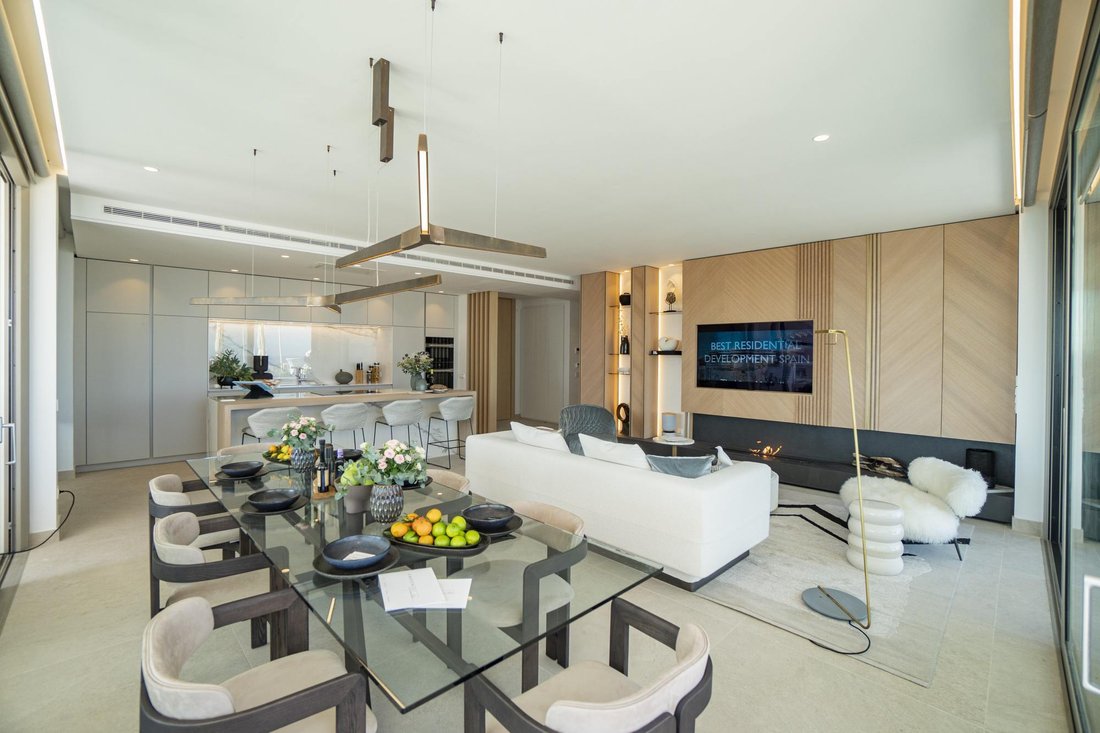 Apartment in El Madroñal, Benahavis, Spain 2 - 16990440