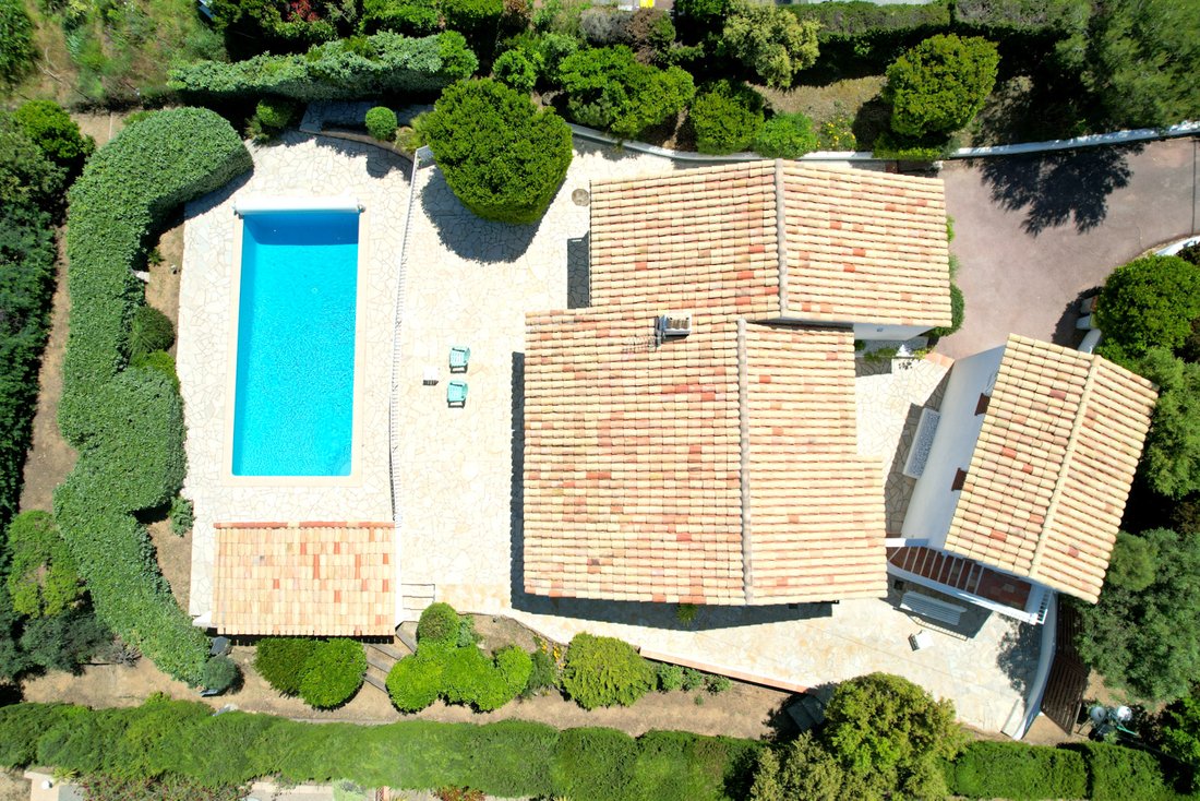 Villa in Frejus, Provence-Alpes-Côte d'Azur, France 2 - 17800314