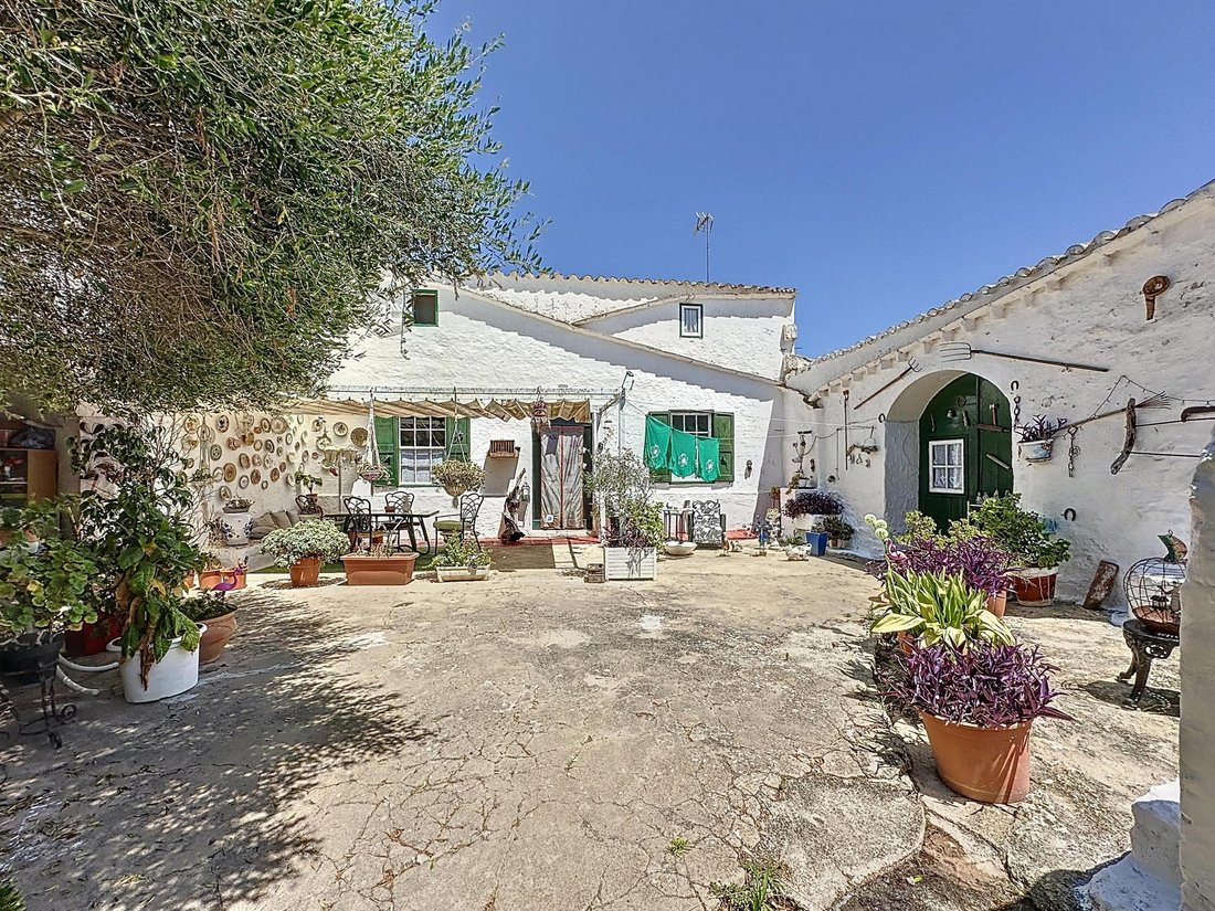 Country House in es Mercadal, Balearic Islands, Spain 1 - 16989272
