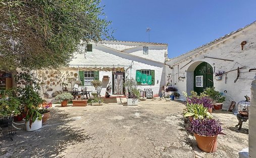 Country House in es Mercadal, Balearic Islands, Spain 1