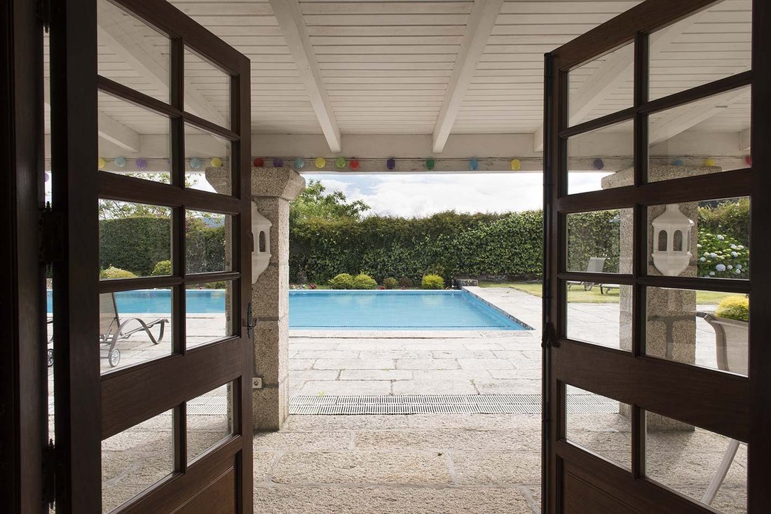 Villa in Camos, Nigran, Spain 2 - 16988940