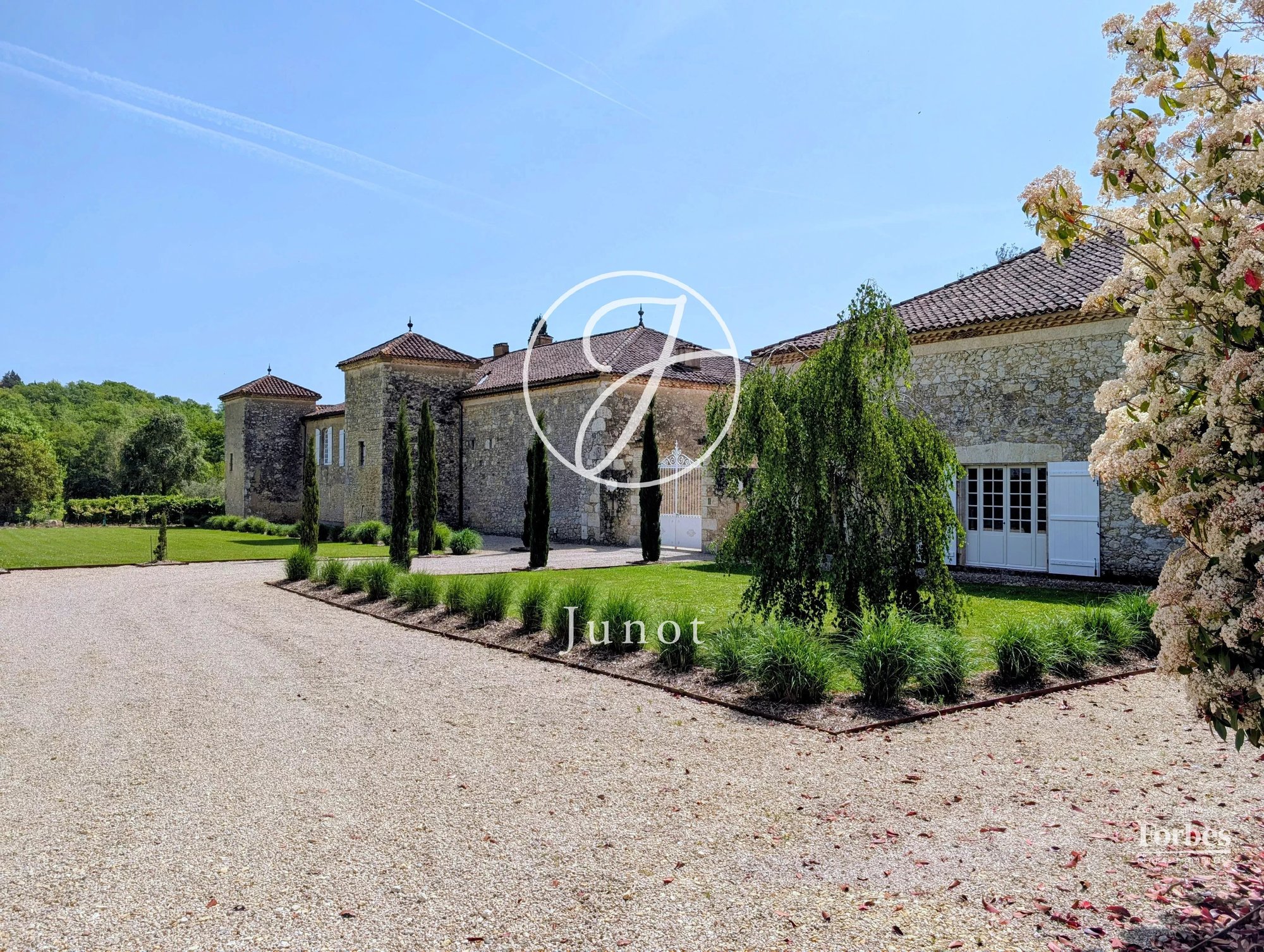 Château Vic Fezensac 503.14 Sqm 9 Rooms