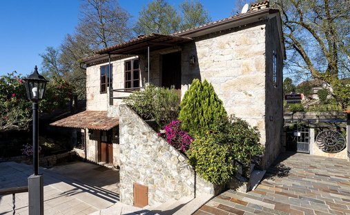 Casa de Campo en Reboreda, Redondela, España 1