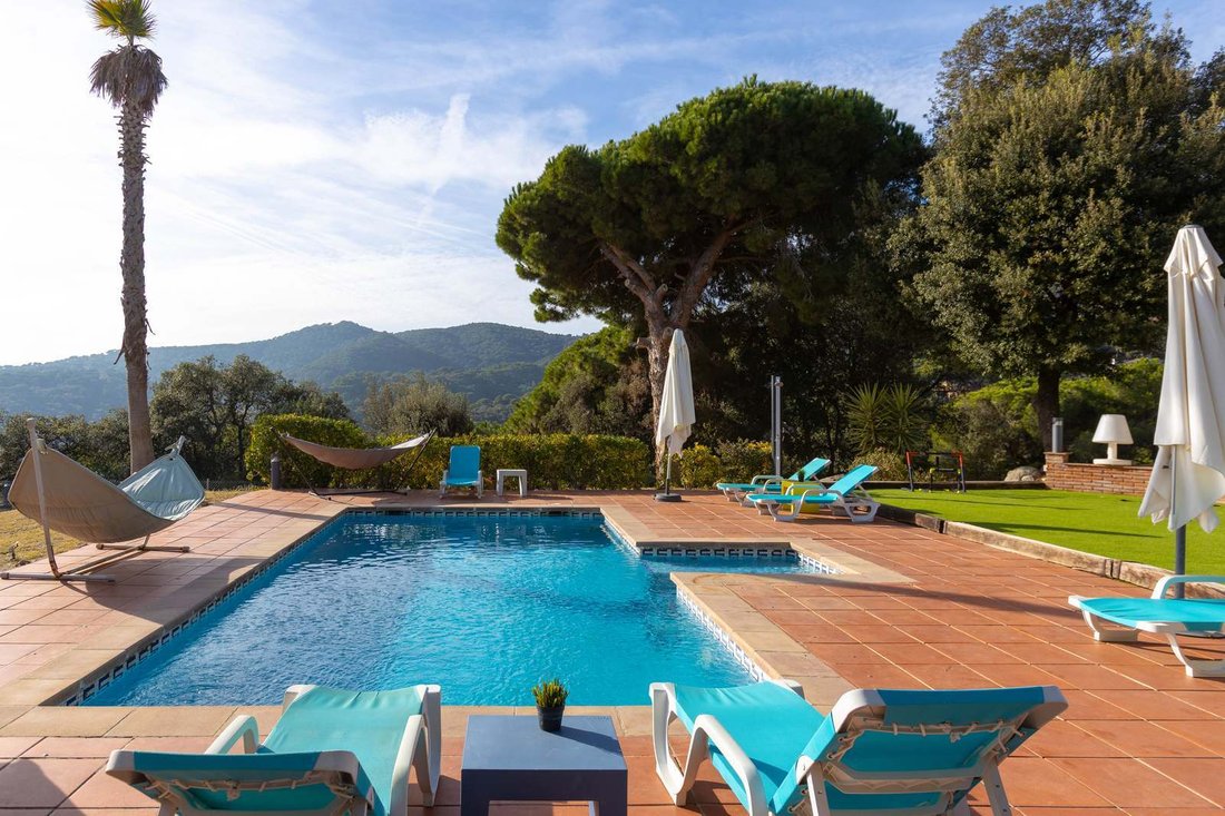 Villa in Arenys de Munt, Catalonia, Spain 2 - 16987662