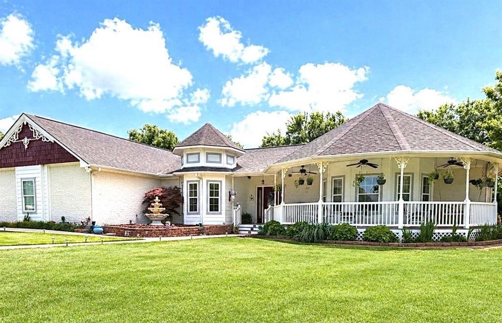 House in Comanche, Texas, United States 1 - 17795944