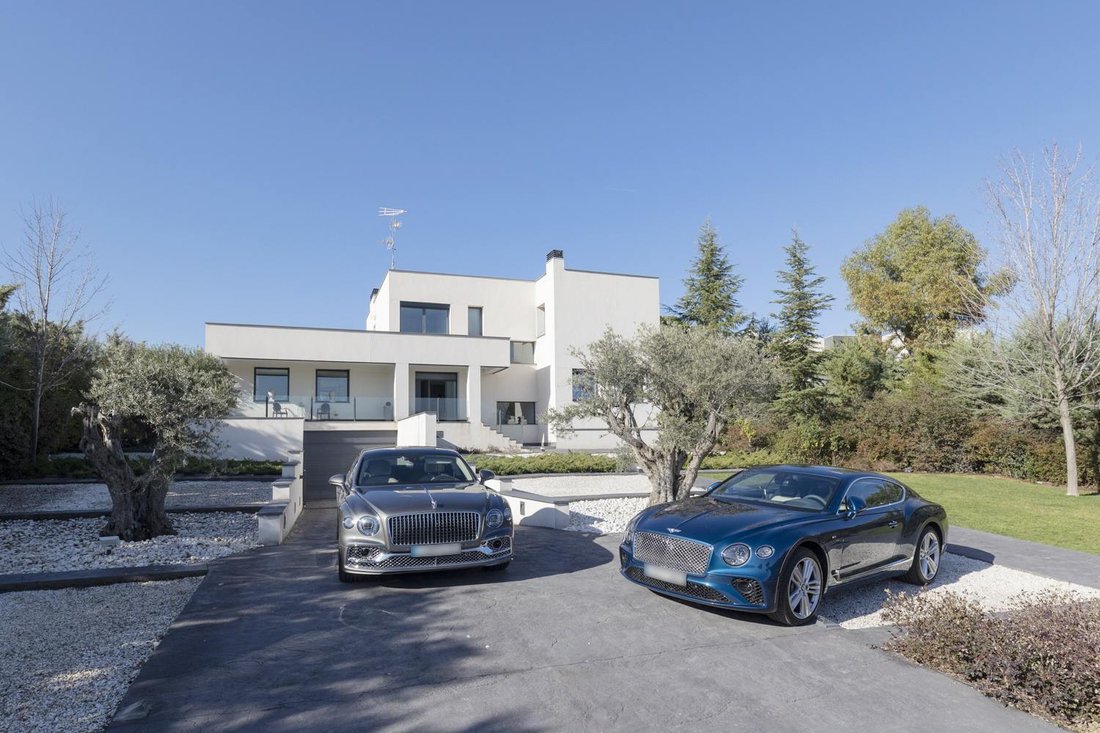 Villa in Boadilla del Monte, Comunidad de Madrid, Spain 2 - 16988663
