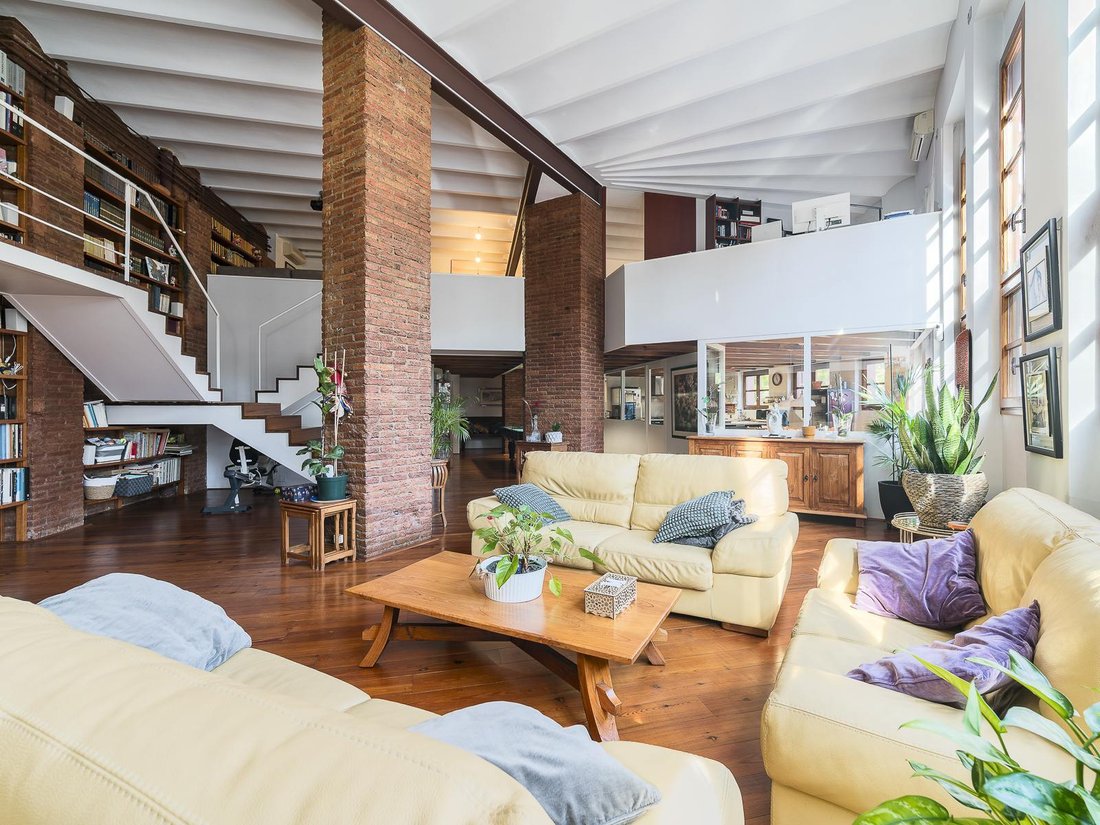 Apartment in Sant Martí, Barcelona, Spain 3 - 17236119