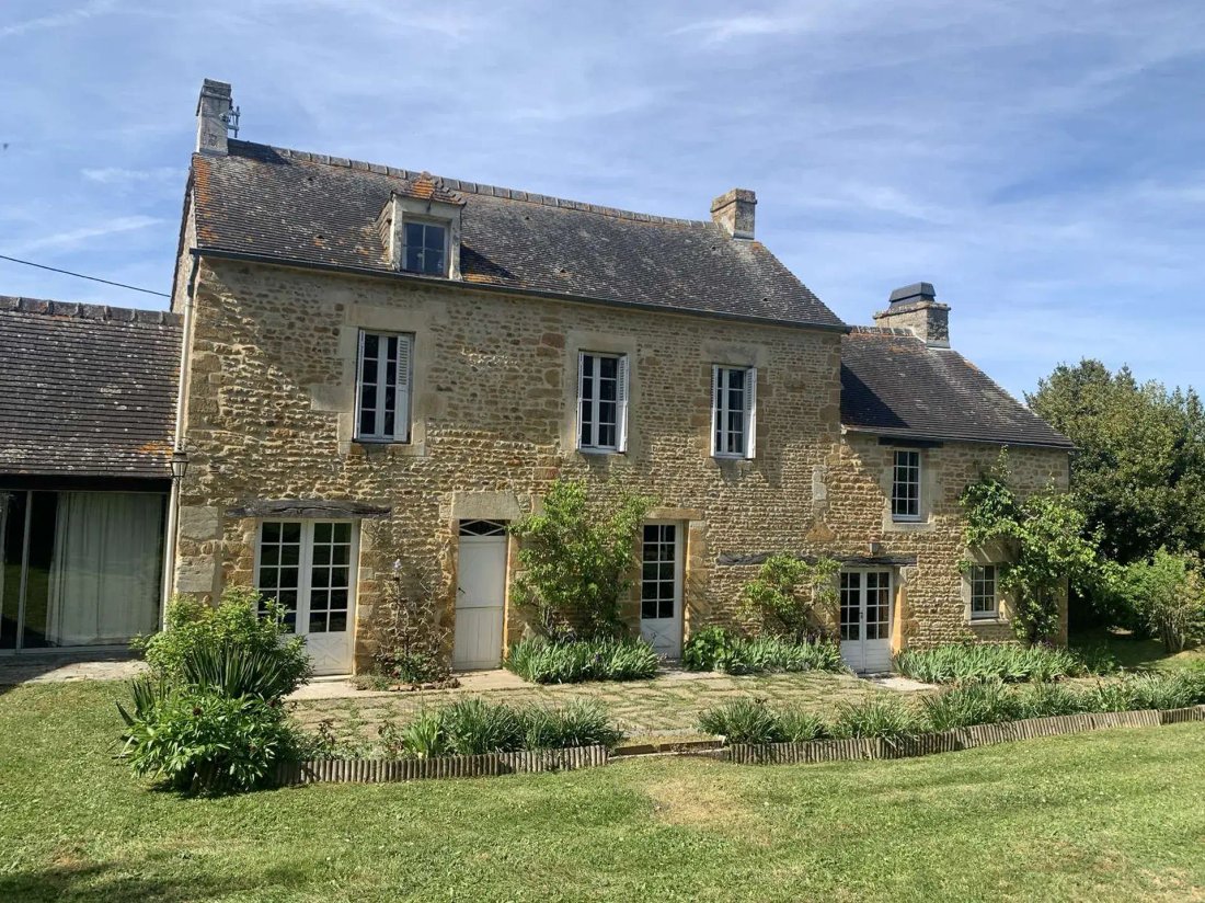 Maison à Est, Lisieux, France 1 - 17796246