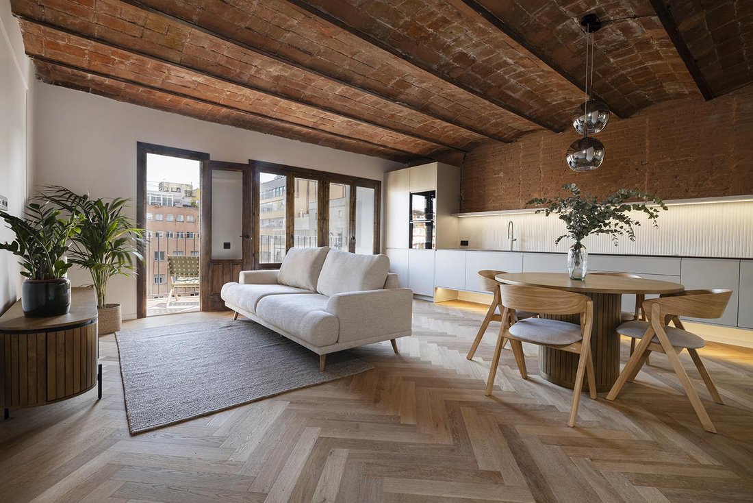 Apartment in Eixample, Barcelona, Spain 2 - 15489437