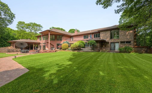 House in Hampton Bays, New York, United States 1