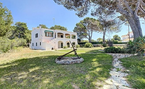 Villa in Ciutadella de Menorca, Balearic Islands, Spain 1