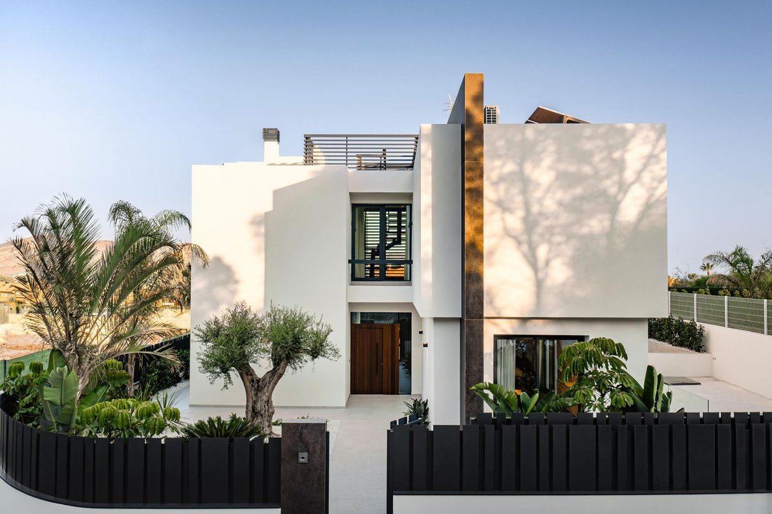 Villa in la Nucia, Valencian Community, Spain 2 - 16988835