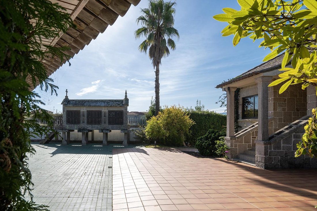 Villa in Panxon, Nigran, Spain 5 - 16987690