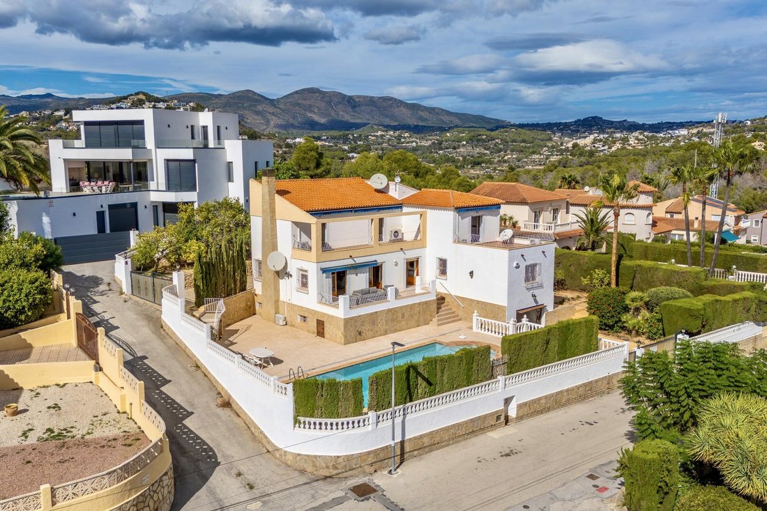 Villa in Calp / Calpe, Valencian Community, Spain 3 - 16988005