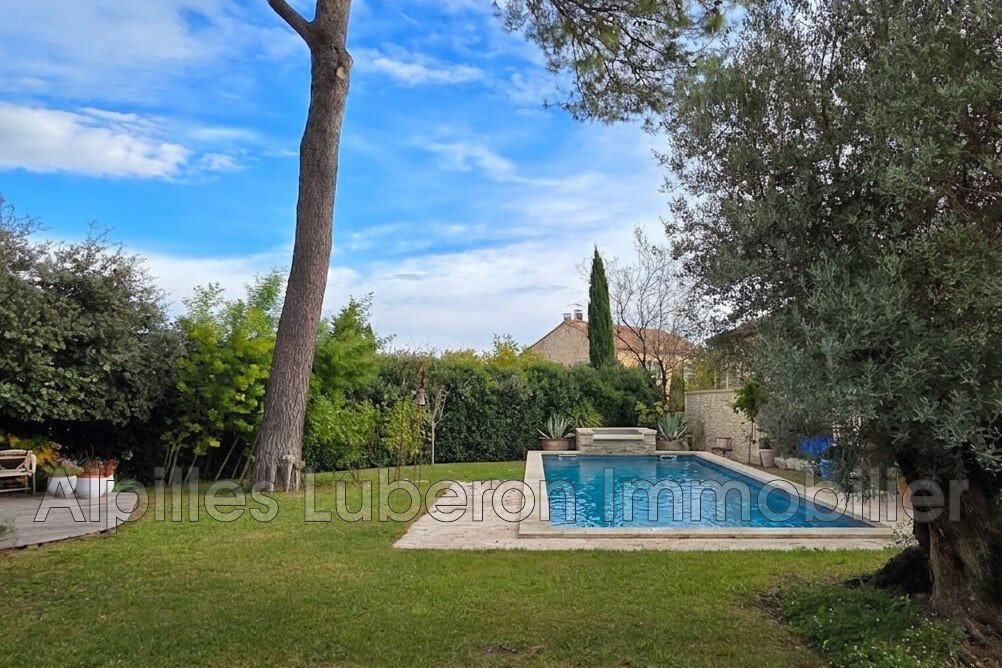 Villa in Eygalières, Provence-Alpes-Côte d'Azur, France 5 - 17784491