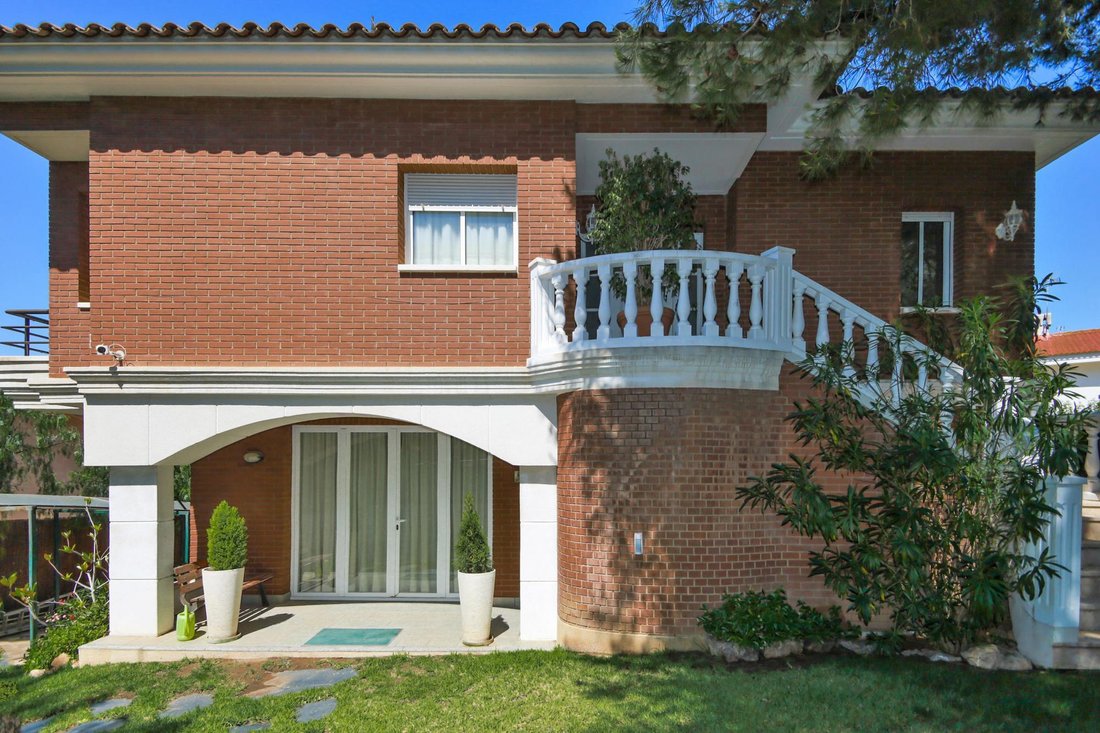 Villa in Salou, Catalonia, Spain 2 - 17289193