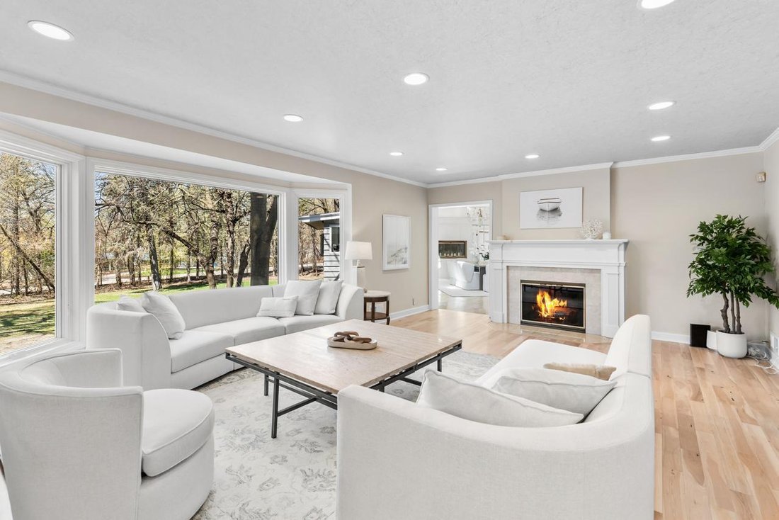 House in Deephaven, Minnesota, United States 2 - 17796117
