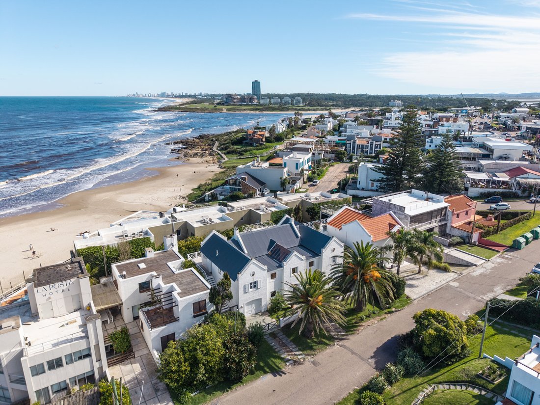 House in Laguna Blanca, Maldonado Department, Uruguay 1 - 17800377