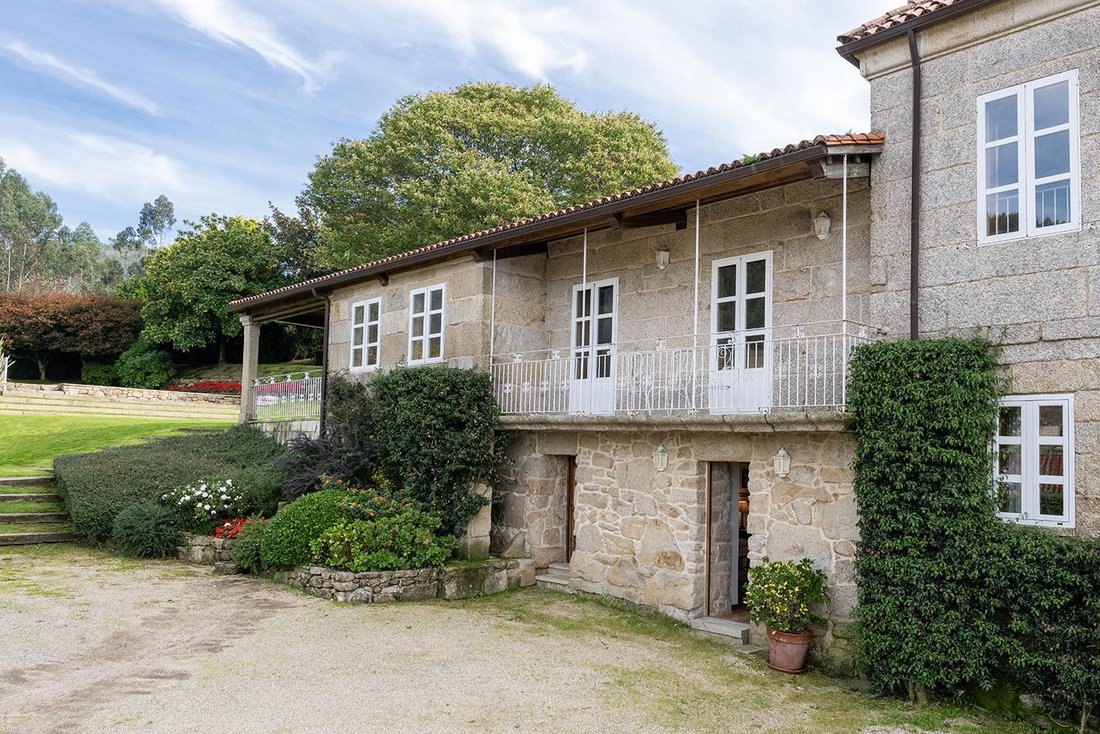 Villa in Viascon, Cerdedo-Cotobade, Spain 2 - 16988551