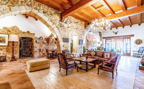 Maisons de campagne à Castellet i la Gornal, Catalogne, Espagne 1