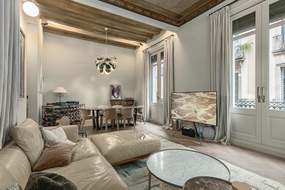 Apartment in Ciutat Vella, Barcelona, Spain 3 - 15590384