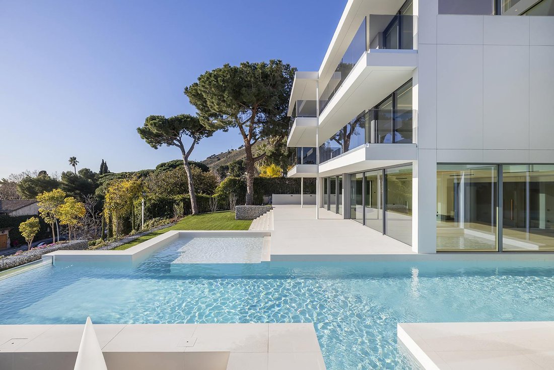 Villa in Les Corts, Barcelona, Spain 4 - 15094816