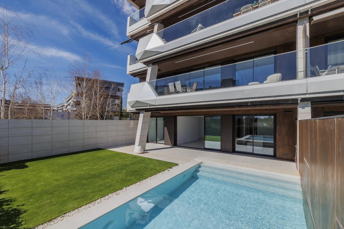 Apartment in Pozuelo de Alarcon, Comunidad de Madrid, Spain 1 - 17435978