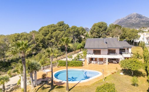 Villa in la Nucia, Valencian Community, Spain 1
