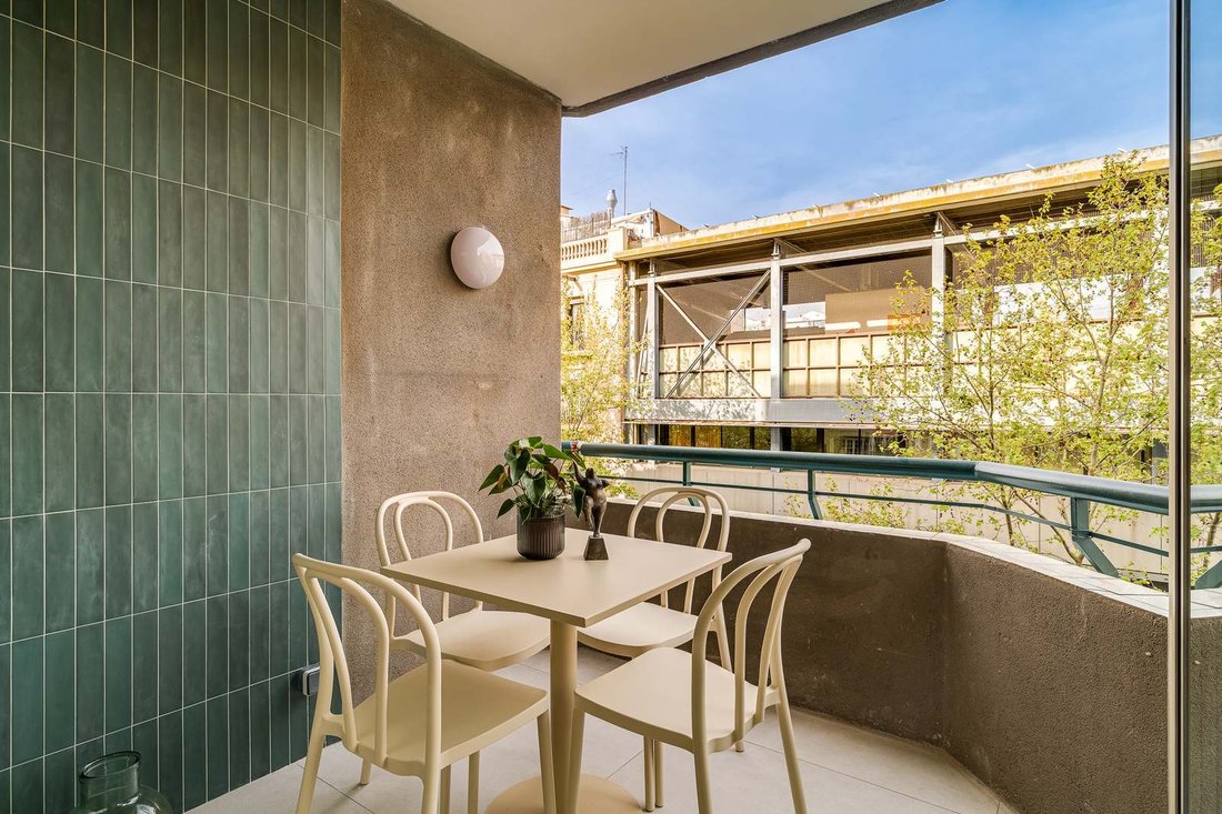 Apartment in Ciutat Vella, Barcelona, Spain 2 - 17595273