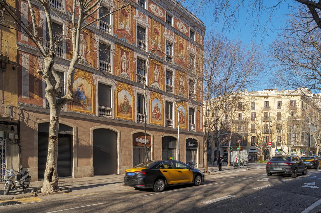 Apartment in Eixample, Barcelona, Spain 4 - 17293466
