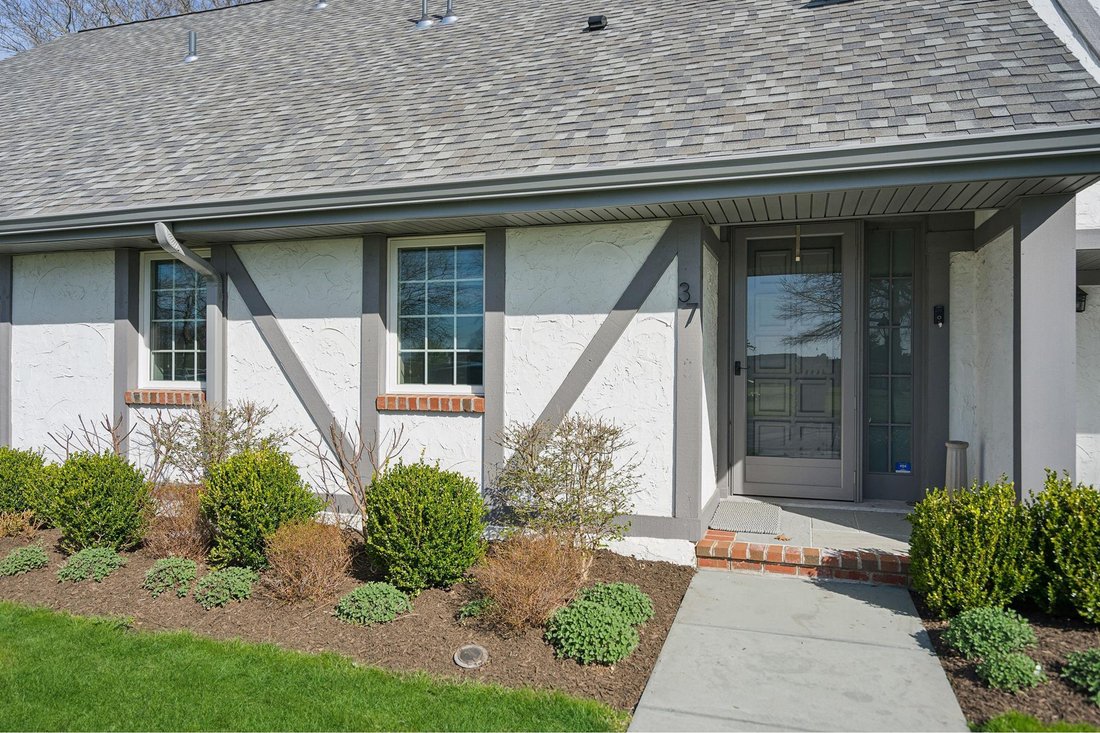 Southampton, New York, United States 4 - 15878693