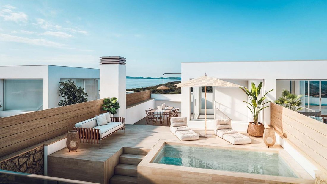 Villa in es Mercadal, Balearic Islands, Spain 2 - 16988797