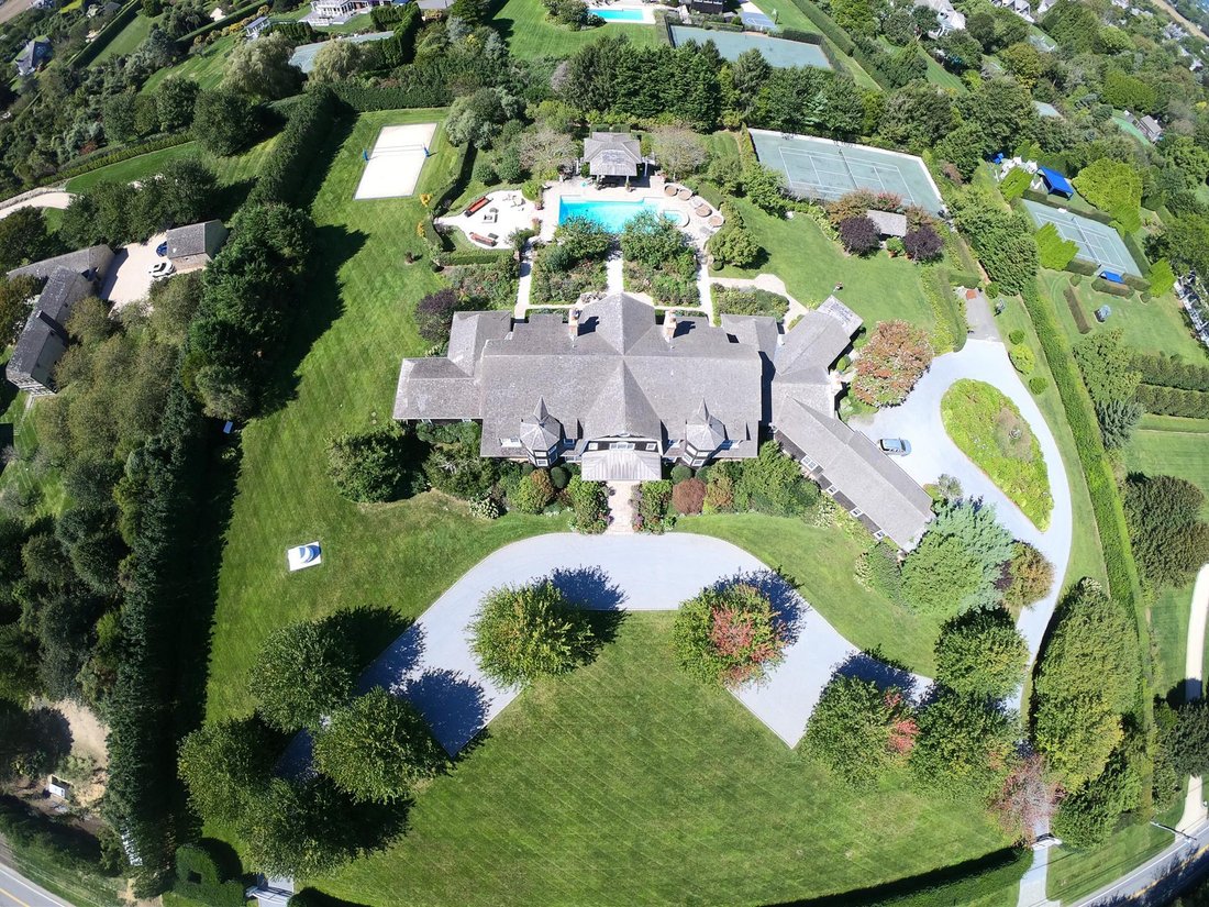 Bridgehampton, New York, United States 1 - 17429576