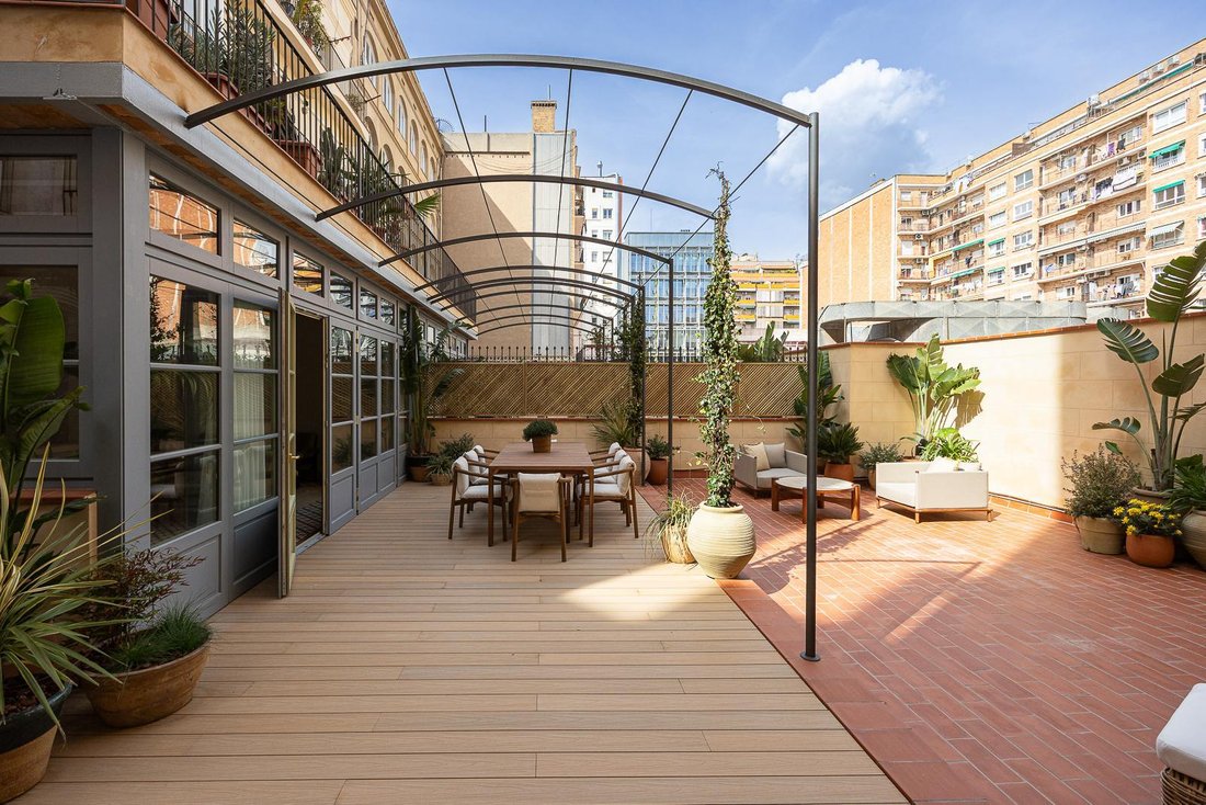 Apartment in Eixample, Barcelona, Spain 3 - 17429420