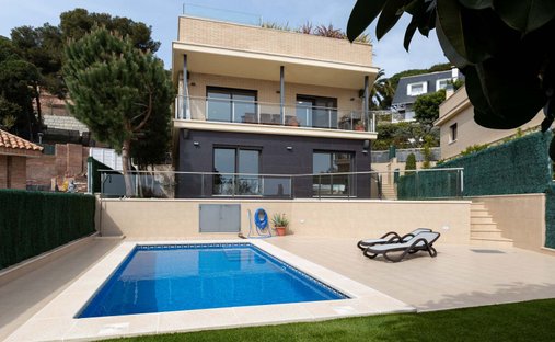 Villa en Premiá de Dalt, Cataluña, España 1