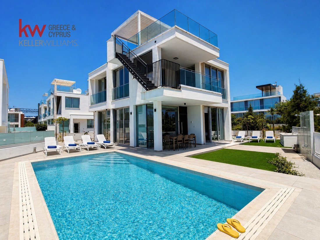 Villa in Paralimni, Famagusta, Cyprus 1 - 17795867