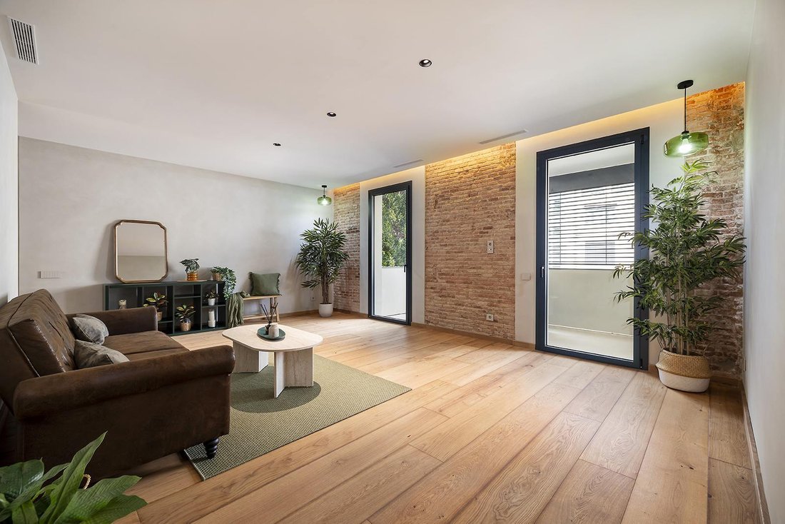 Apartment in Eixample, Barcelona, Spain 2 - 15888112