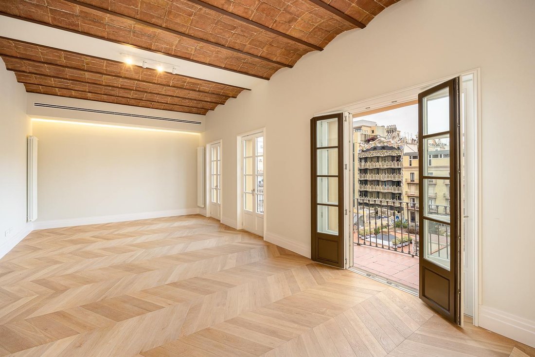 Apartment in Eixample, Barcelona, Spain 2 - 15815952