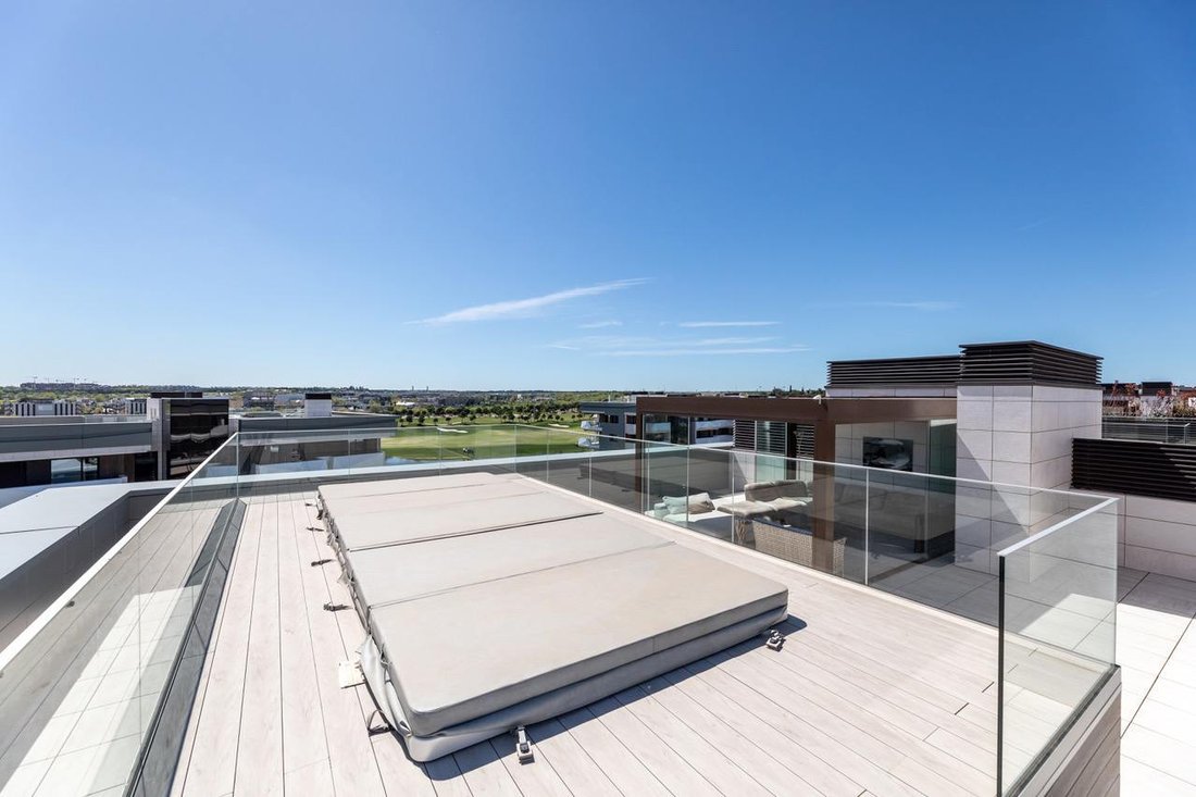Appartement à Pozuelo de Alarcón, Communauté de Madrid, Espagne 4 - 17274523